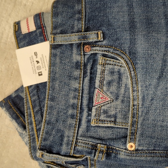 GUESS Light Tide Wash Jeans Slim Tapered 32/30 - Picture 8 of 8